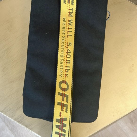 Off White Cross Body - Picture 2 of 2